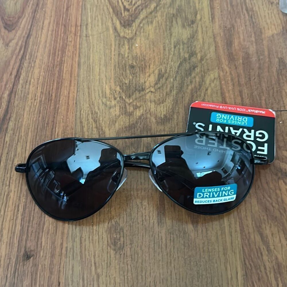 NWT Foster Grant drivingโsunglasses Blackโunisex